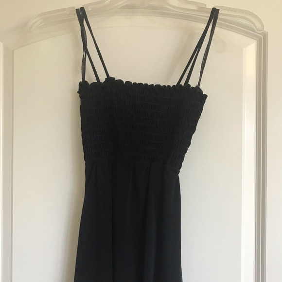 Tempted Tops - Black Thin Strapped Tank Top